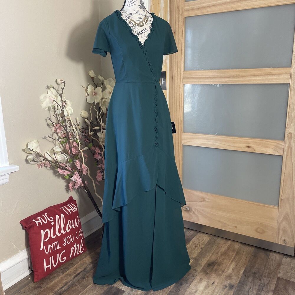 Lulus NWT Emerald Green Maxi Dress Size S Formal Wedding Guest Lace Back